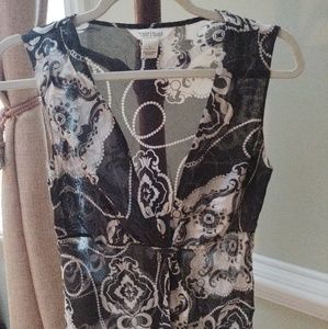 White house black market blouse sz s
